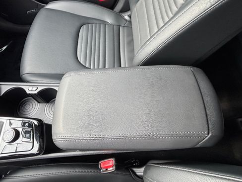 Certified 2025 Kia Sportage SX FWD image 17