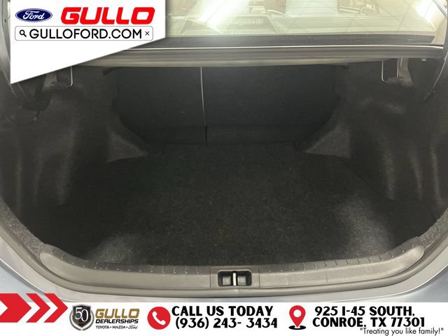 Used 2016 Toyota Corolla LE FWD image 10