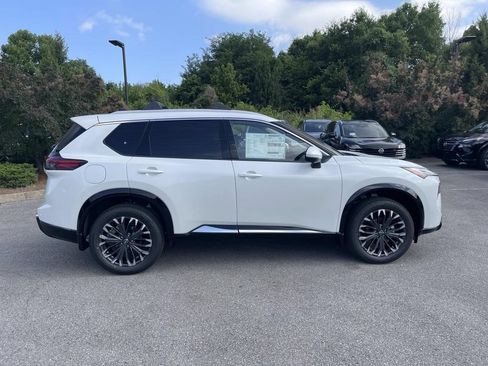 New 2026 Nissan Rogue Platinum AWD/4WD image 2