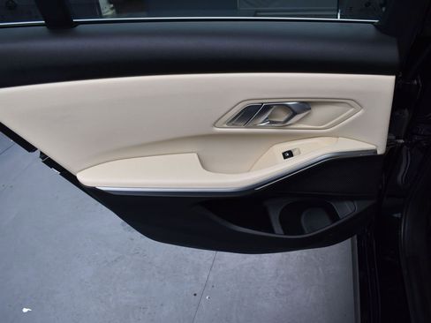 Used 2023 BMW 330i xDrive Sedan w/ Driving Assistance Package image 15