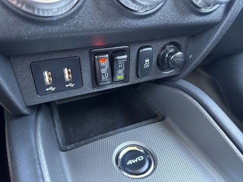 Used 2025 Mitsubishi Outlander Sport SE image 5