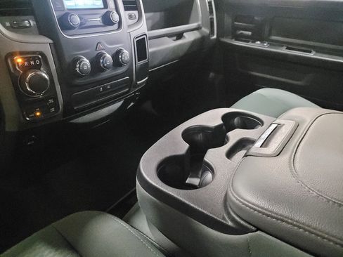Used 2017 RAM 1500 Express AWD/4WD image 26
