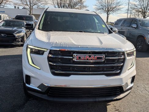 Certified 2025 GMC Acadia Elevation image 2