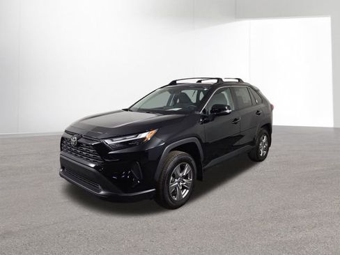 Used 2024 Toyota RAV4 XLE image 2