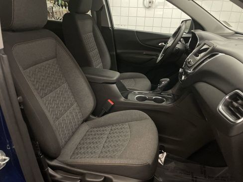 Used 2023 Chevrolet Equinox LT AWD/4WD image 18