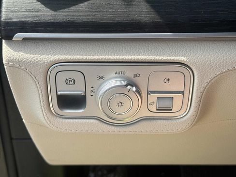Used 2023 Mercedes-Benz GLE 450 4MATIC image 22