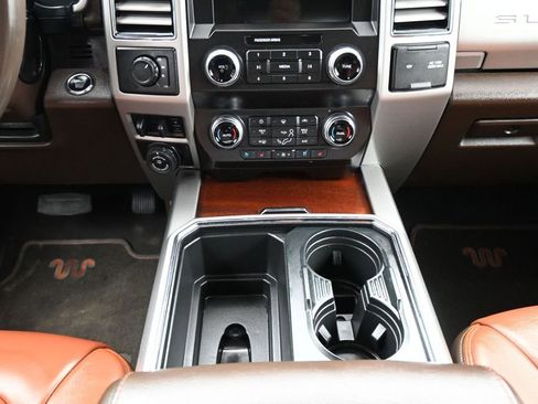 Used 2020 Ford F350 King Ranch w/ King Ranch Ultimate Package AWD/4WD image 21