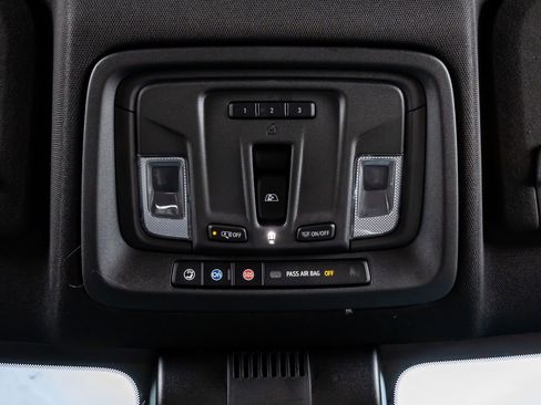 Used 2024 Chevrolet Silverado 2500 High Country w/ Technology Package image 28