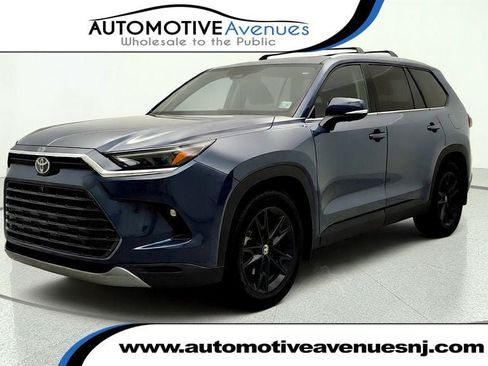 Used 2024 Toyota Grand Highlander AWD image 1