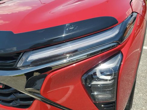 Used 2026 Chevrolet Trax RS w/ Sunroof Package FWD image 12