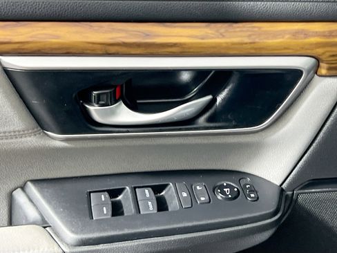 Used 2021 Honda CR-V EX image 16
