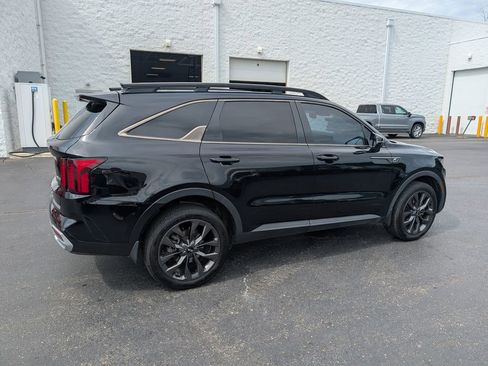 Used 2021 Kia Sorento EX w/ EX AWD X-Line Package image 8