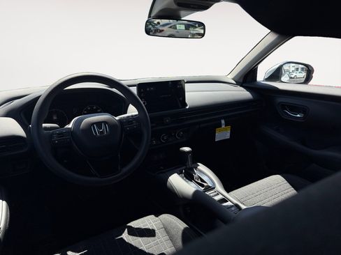 New 2026 Honda HR-V LX image 15