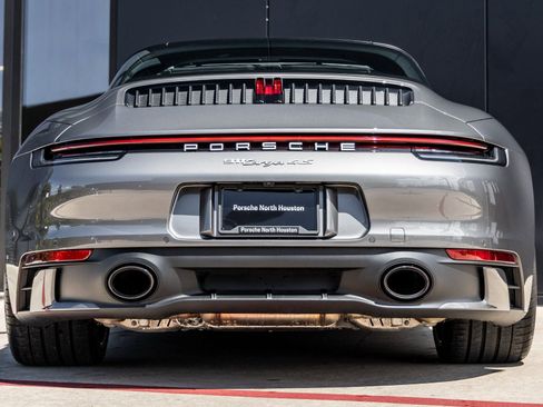 Certified 2024 Porsche 911 Targa 4S w/ Premium Package image 11