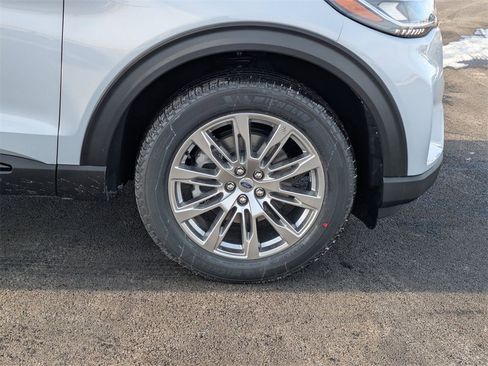 New 2026 Ford Explorer Active w/ Active Comfort Package image 23