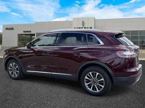 Certified 2023 Lincoln Nautilus AWD w/ Premium Package image 5