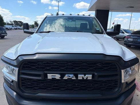 Used 2020 RAM 2500 Tradesman AWD/4WD image 3