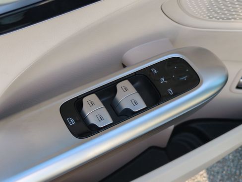 Certified 2024 Mercedes-Benz C 300 4MATIC Sedan image 13