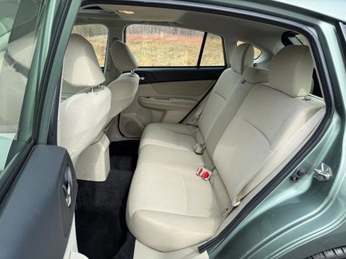 Used 2014 Subaru Impreza 2.0i Premium image 16