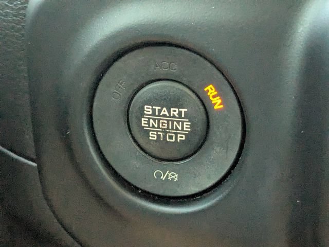 Used 2020 Jeep Wrangler Unlimited Sahara AWD/4WD image 23