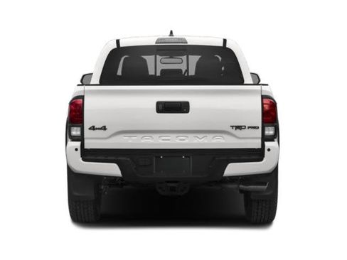 Used 2018 Toyota Tacoma TRD Sport AWD/4WD image 5
