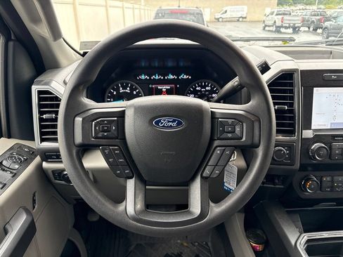 Used 2022 Ford F250 XLT w/ XLT Premium Package AWD/4WD image 10