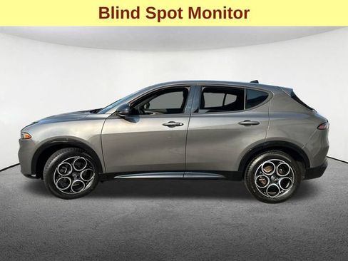 Used 2025 Alfa Romeo Tonale AWD/4WD image 6