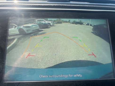 Certified 2024 Nissan Leaf S image 38