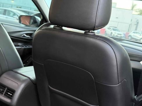 Used 2018 Chevrolet Equinox Premier FWD image 47