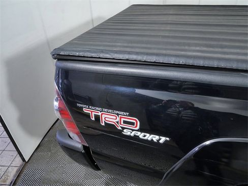 Used 2013 Toyota Tacoma 4x4 Double Cab image 11