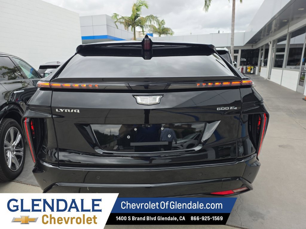 Used 2024 Cadillac Lyriq Sport AWD/4WD image 4