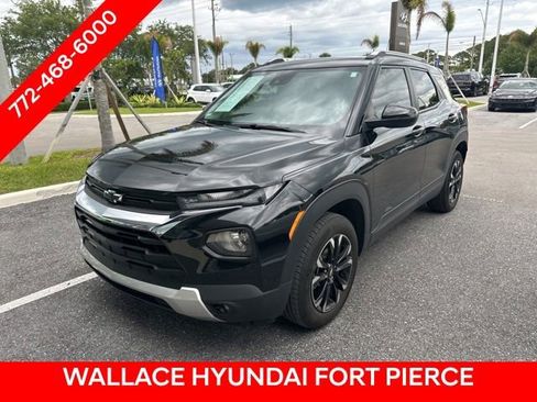 Used 2023 Chevrolet TrailBlazer LT w/ Convenience Package AWD/4WD image 10