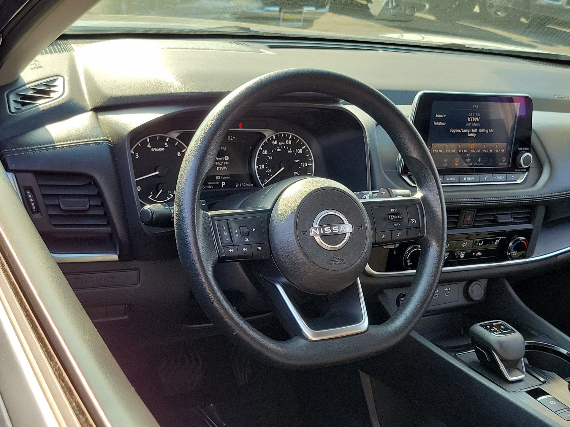Used 2024 Nissan Rogue S FWD image 7