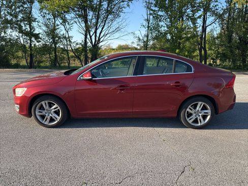 Used 2015 Volvo S60 T5 Premier Plus image 2