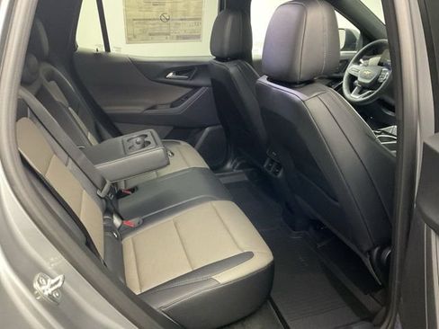 New 2026 Chevrolet Equinox LT w/ Convenience Package II image 25