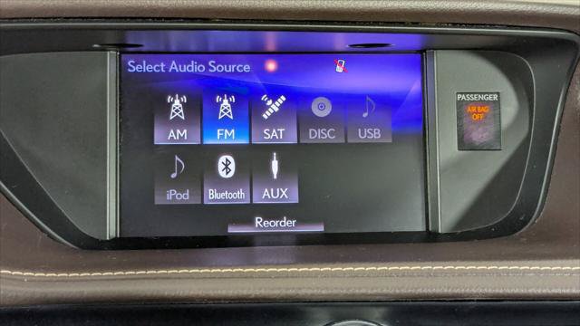Used 2018 Lexus ES 350 w/ Luxury Package w/Wood Trim FWD image 31