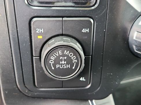 Used 2022 Ford F150 XLT w/ Equipment Group 302A High AWD/4WD image 22
