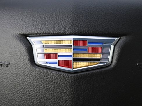 New 2025 Cadillac XT6 Sport image 36