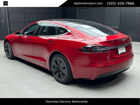 Used 2020 Tesla Model S AWD image 5