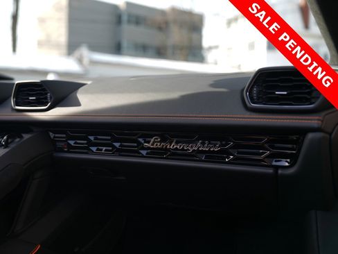 Used 2024 Lamborghini Huracan EVO image 29