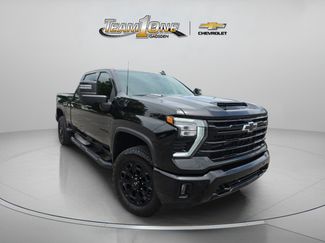 Used 2024 Chevrolet Silverado 2500 LTZ w/ LTZ Plus Package AWD/4WD video 1
