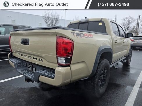 Used 2016 Toyota Tacoma TRD Off-Road w/ Towing Package image 6