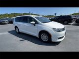 Used 2020 Chrysler Voyager Lxi image 2