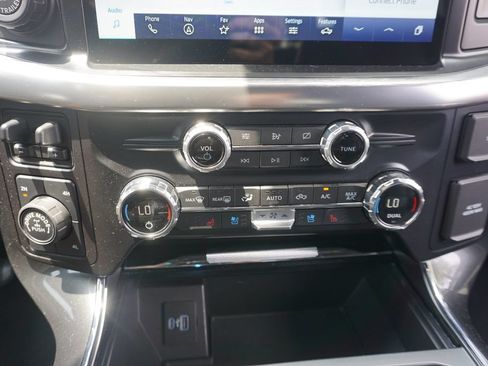 Used 2021 Ford F150 Lariat AWD/4WD image 12