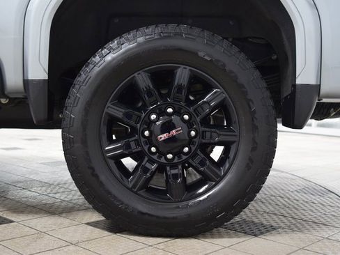 Used 2024 GMC Sierra 2500 AT4 w/ AT4 Premium Plus Package image 30