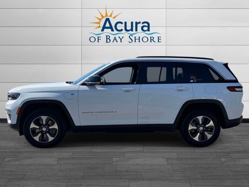Used 2024 Jeep Grand Cherokee Limited 4xe AWD/4WD image 5
