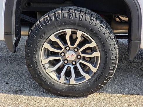 Used 2021 GMC Sierra 1500 AT4 AWD/4WD image 13
