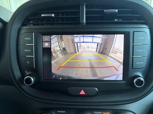 Certified 2023 Kia Soul LX w/ Option Group 015 FWD image 24
