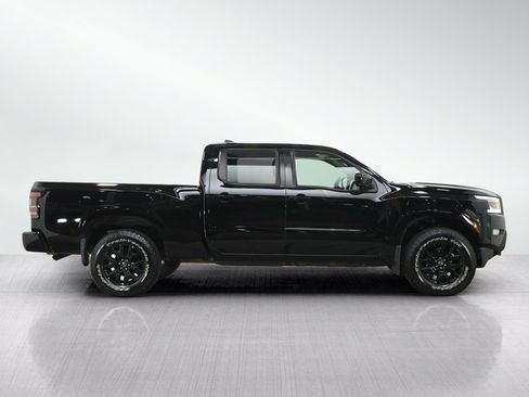 Used 2023 Nissan Frontier SV AWD/4WD image 6