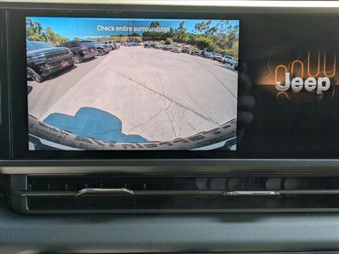 New 2024 Jeep Wrangler Unlimited Rubicon w/ Convenience Group image 13